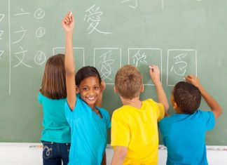 Manfaat Belajar Bahasa Asing untuk Kecerdasan Otak Anak