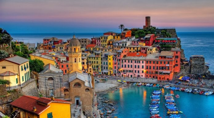 10 Negara dengan Tempat Wisata Terindah